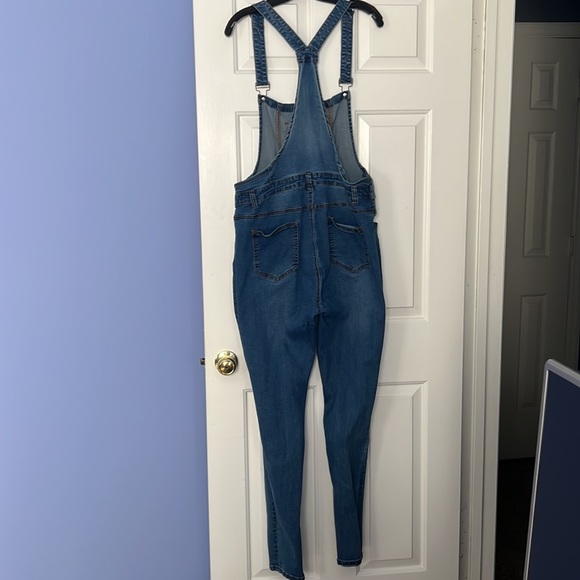 Denim distressed overalls | Size 2x - Picture 5 of 5